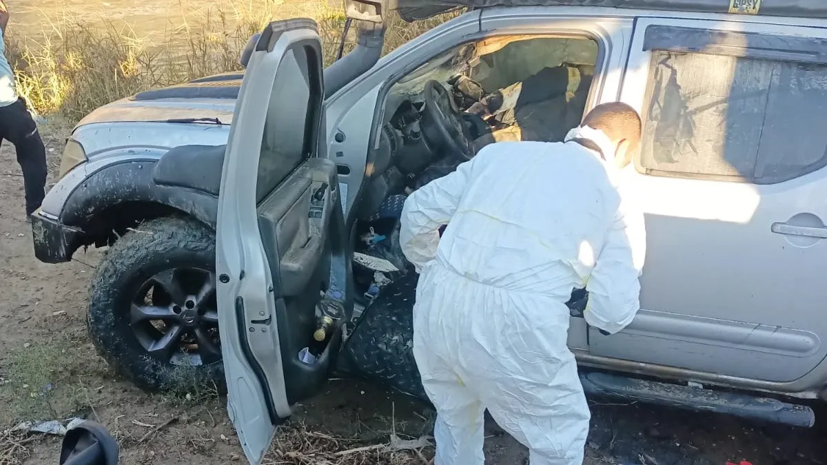 Tarsus’ta bir diş hekimi otomobiliyle su kanalında bulundu