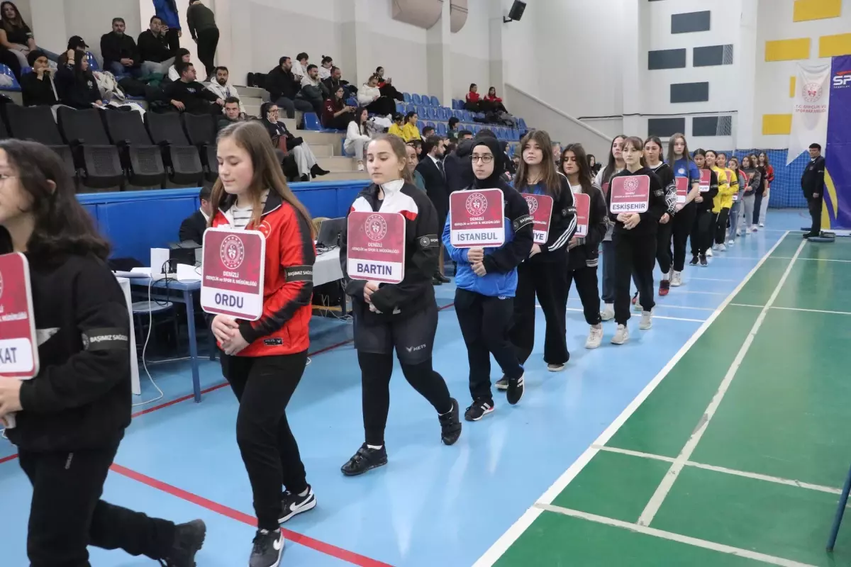 Denizli’de Halter Şampiyonası Açılışında Kazada Hayatını Kaybedenler Anıldı