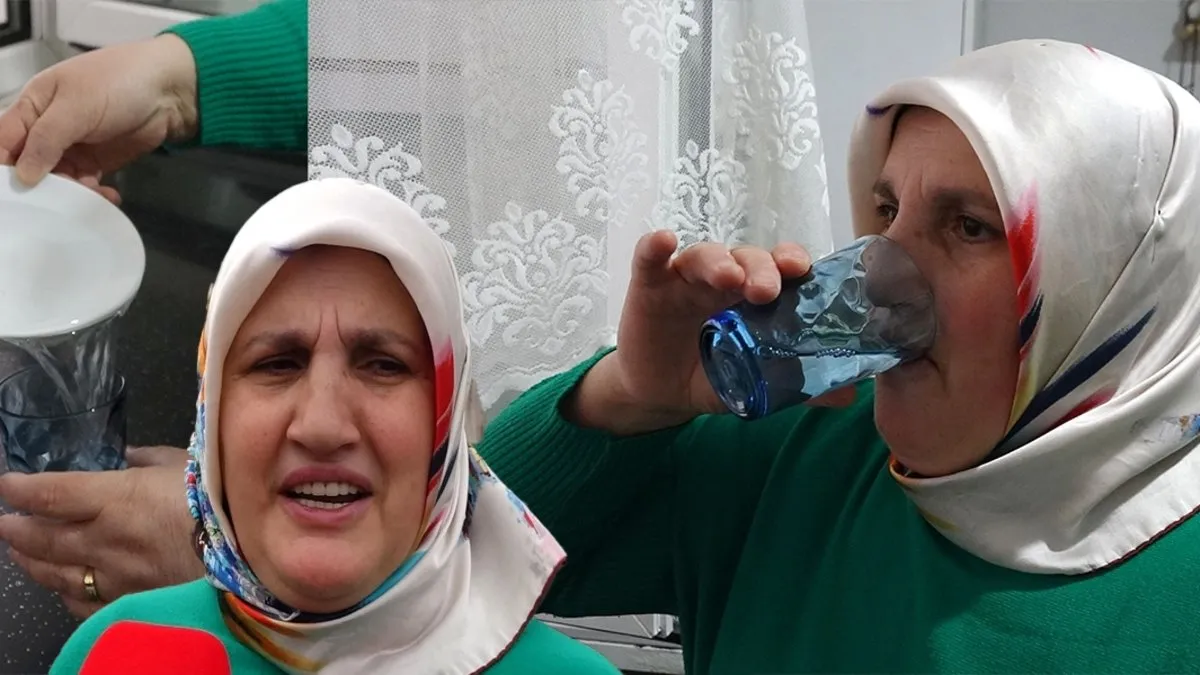 30 yıl önce kaynanasından gördü: Gizli gizli her yemeğe katıyor! Evdekilere zorla içirdim