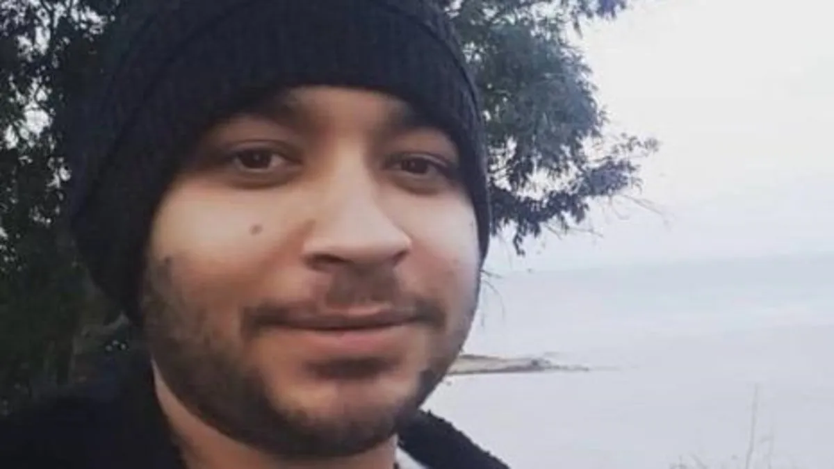 Halı sahada kalp krizi geçirdi yaşamını yitirdi
